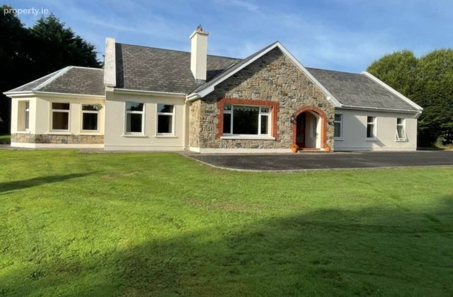 Glenameade, Pallaskenry, Co. Limerick, Pallaskenry, Co. Limerick - Click to view photos