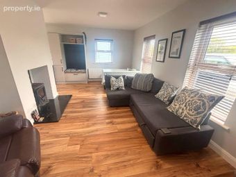 5 Kelly Crescent, Rossnowlagh, Rossnowlagh, Co. Donegal - Image 3