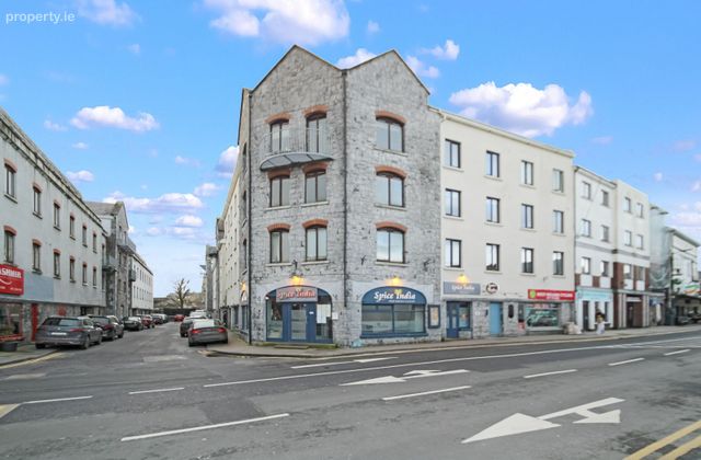 Town House 1, Bridgewater Court, Galway City Centre, Co. Galway - Click to view photos