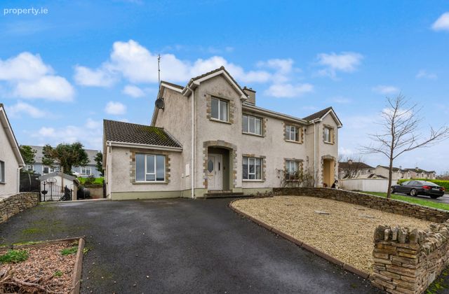 24 Parkhead, Killybegs, Co. Donegal, Killybegs, Co. Donegal - Click to view photos