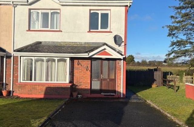16 Cherryvale, Ballyhaunis, Ballyhaunis, Co. Mayo - Click to view photos