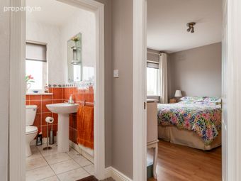 49 Shandra Woods, Portarlington, Co. Offaly - Image 2