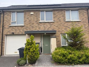 Pelletstown Avenue, Rathborne Park, Royal Canal Park, Dublin 15