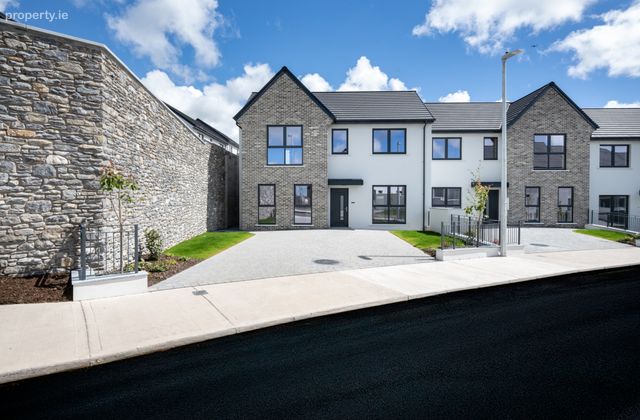 Four Bed Semi Detached, Lakeview, Castleredmond, Midleton, Co. Cork, Midleton, Co. Cork - Click to view photos