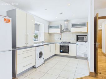 72 De Vesci Court, Fairgreen, Portlaoise, Co. Laois - Image 4