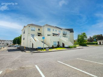 4 Applewood Drive, Applewood, Swords, Co. Dublin - Image 2