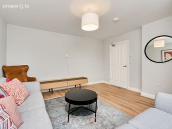 14 Bay Meadows View, Hollystown, Dublin 15 - Image 4