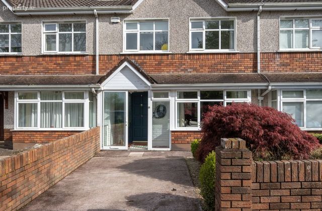11 Silverwood, Ballinlough Road, Ballintemple, Co. Cork - Click to view photos