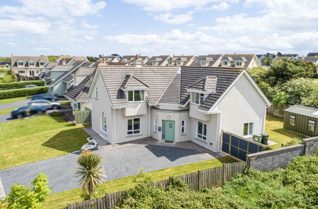25 Airfield Point, Coxtown, Dunmore East, Co. Waterford - Click to view photos
