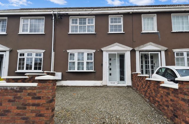 13 Knights Court, Old Youghal Road, Montenotte, Co. Cork - Click to view photos