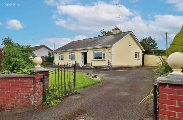 Ladyrath, Wilkinstown, Navan, Co. Meath - Click to view photos