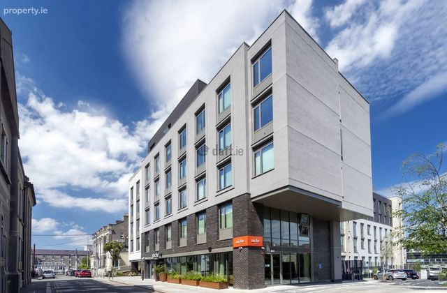 Serviced Studio Apartment, Eblana Avenue, Dun Laoghaire, Co. Dublin - Click to view photos