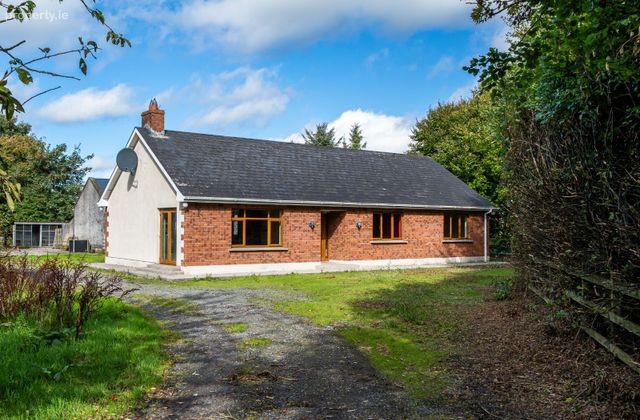 Dalystown, Templeoran, Co. Westmeath - Click to view photos