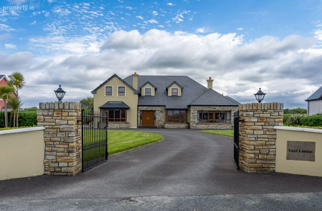 Killult Lower, Falcarragh, Falcarragh, Co. Donegal - Click to view photos