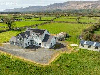 Ardcanaught West, Castlemaine, White Gate Cross Roads, Co. Kerry - Image 2