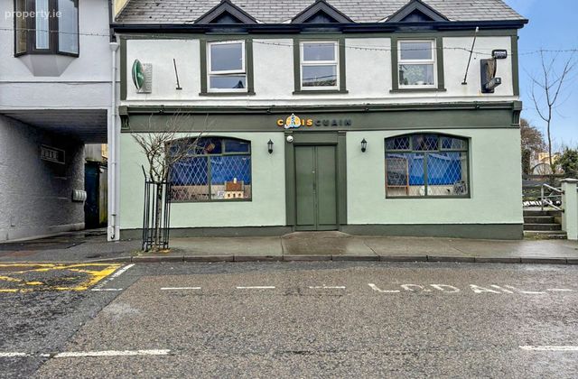 Cois Cuain, Spiddal West, Spiddal, Co. Galway - Click to view photos