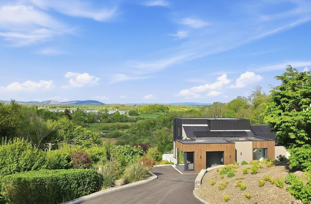 Clifden, Corofin, Ennis, Co. Clare - Click to view photos
