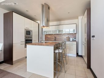 Apartment 706, Beacon One, Dundrum, Dublin 14 - Image 4