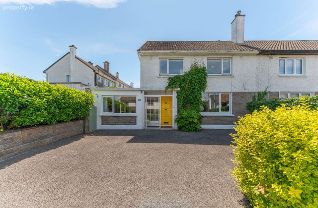 26 Dr. Mannix Road, Salthill, Galway, Salthill, Co. Galway - Click to view photos