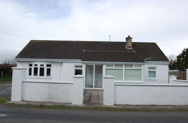 Ballyshane, Monagea, Newcastle West, Co. Limerick - Click to view photos