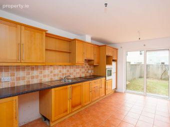 15 Bruach Na Habhann, Ballydribbeen, Killarney, Co. Kerry - Image 4