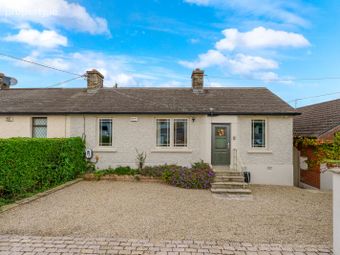23 Glenamuck Cottages, Carrickmines, Dublin 18 - Image 2
