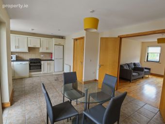 20 The Square, Buttery Court, Market Square, Mallow, Co. Cork - Image 3