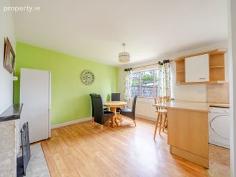 4a Belvedere Court, Newtown, Castlebar, Co. Mayo - Image 5