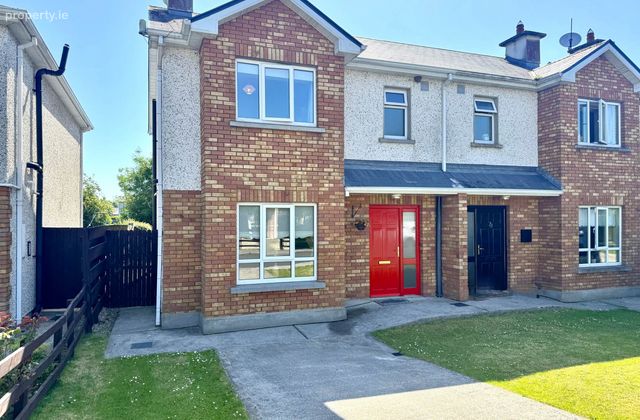24 Hillview Crescent, Clerihan, Co. Tipperary, Clerihan, Co. Tipperary - Click to view photos