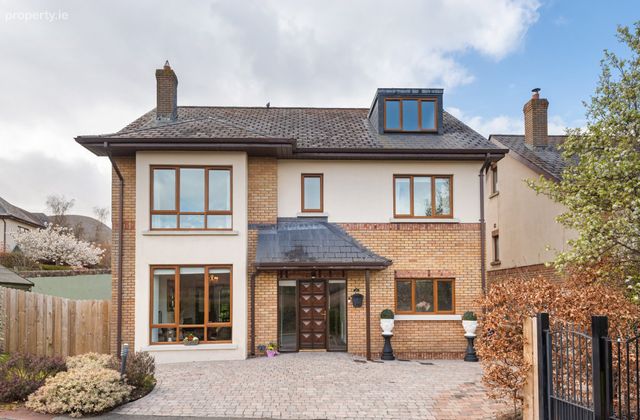 15 Rocky Valley Crescent, Kilmacanogue, Co. Wicklow, Kilmacanogue, Co. Wicklow - Click to view photos
