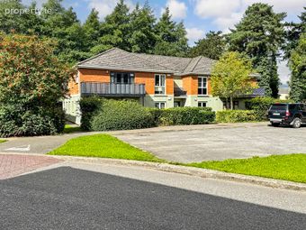 Apartment 8 Curragh Hall House, Tyrrelstown, Dublin 15, Dublin 15 - Image 2
