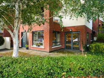 11 Rosse Court Terrace, Lucan, Co. Dublin, Lucan, Co. Dublin - Image 2