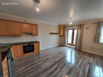 Russell Crescent, Russell Square, Tallaght, Dublin 24 - Image 3