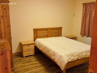 Warm, Furnished 2-bed Home | Wifi & Refuse Included | &euro;1,550, Tubbercurry, Co. Sligo