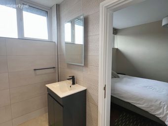 7a, 7 Main Street, Newbridge, Co. Kildare - Image 2