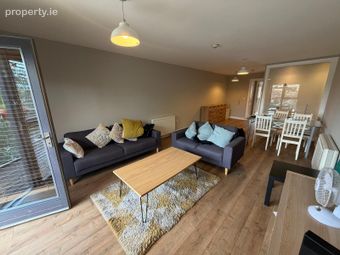 Apartment 9, Hyde Square, Kilmainham, Dublin 8 - Image 2