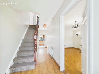 11 Castle Court, Waterford Road, Carrickbeg, Carrickbeg, Co. Tipperary - Image 3