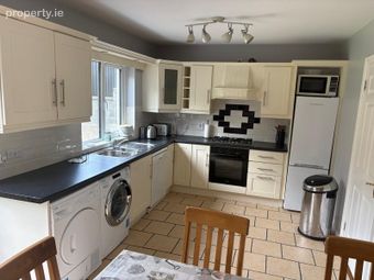 Castle Court, Dromahair, Dromahair, Co. Leitrim - Image 4