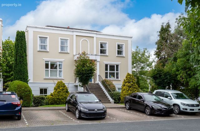 46 Westfield, Sion Hill, Blackrock, Co. Dublin - Click to view photos