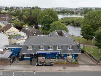 The Hawthorn Bar, Hartlands Avenue, Glasheen Road, The Lough, Co. Cork - Image 3