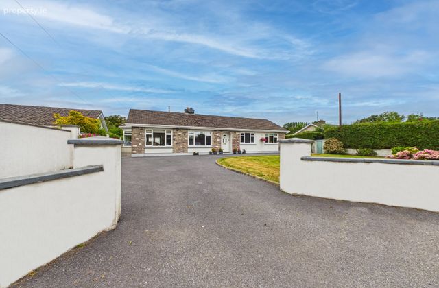 Fahee, Kilmacow, Co. Waterford, Kilmacow, Co. Kilkenny - Click to view photos