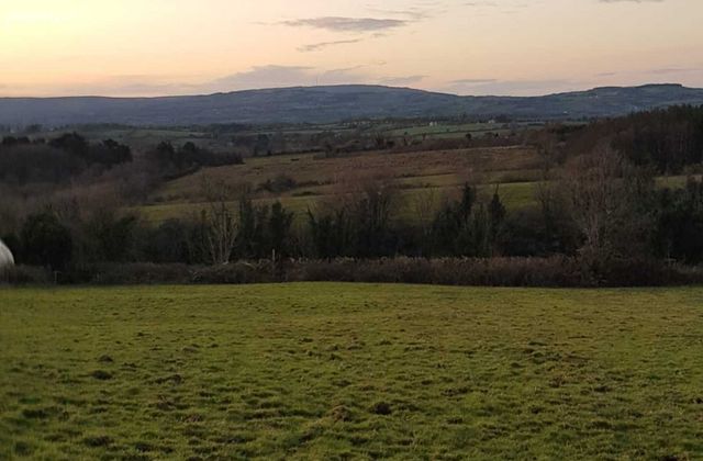 Caherhurley, Tuamgraney, Co. Clare - Click to view photos