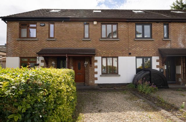 2 Airfield Terrace, Donnybrook, Dublin 4 - Click to view photos