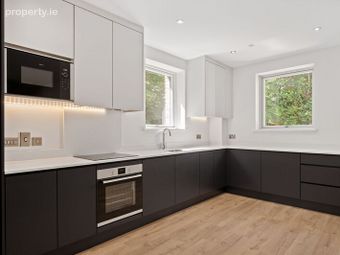 2 The Pines Beckett Woods Brighton Road, Foxrock, Dublin 18, Foxrock, Dublin 18 - Image 4