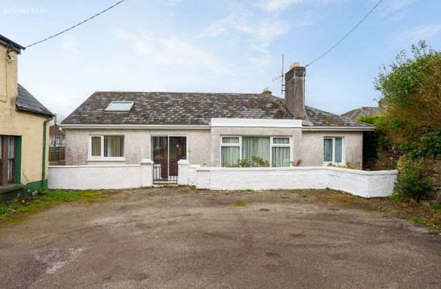 10 Huggardsland, Glasheen Road, Glasheen, Co. Cork - Click to view photos