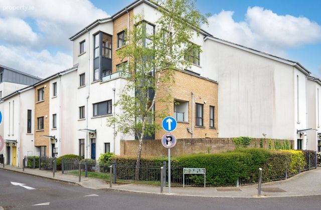 15 Red Arches Close, The Coast, Baldoyle, Dublin 13 - Click to view photos