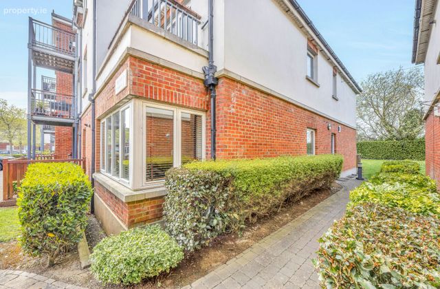 45 Segrave, The Links, Station Road, Portmarnock, Co. Dublin - Click to view photos