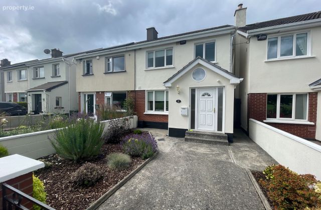 Blackthorn Grove, Dublin 16, Dundrum, Dublin 16 - Click to view photos