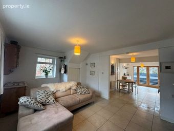 12 College Street, Ballyshannon, Ballyshannon, Co. Donegal - Image 2