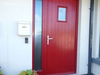 1 Curate's Court, Roslevan, Ennis, Co. Clare - Image 2